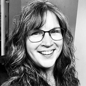 Meet your Posher, Tomi